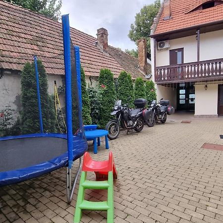 Lindenhaus 호텔 시비우 외부 사진