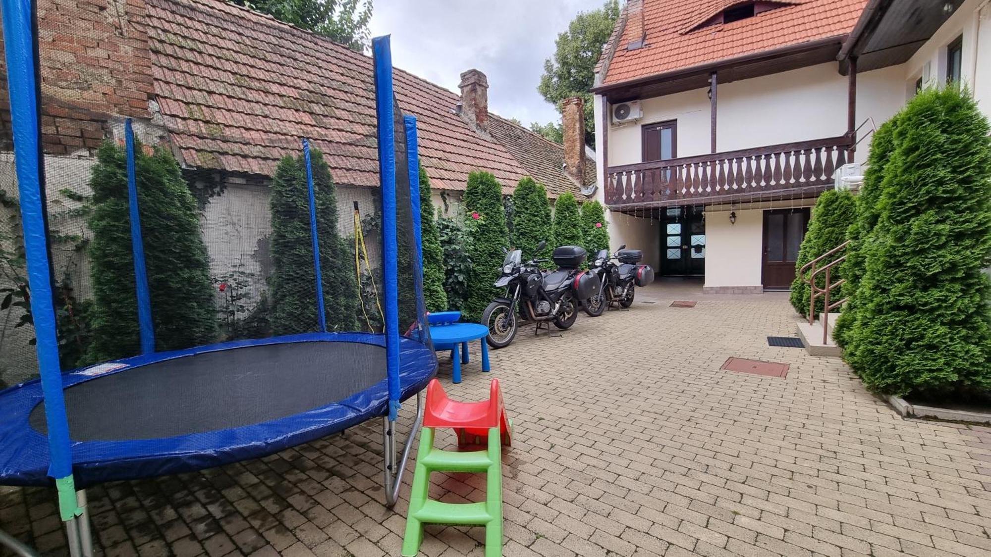 Lindenhaus 호텔 시비우 외부 사진
